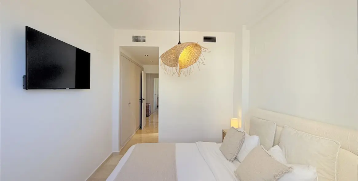 Продажа апартаментов на первом этаже в Casares Playa 29