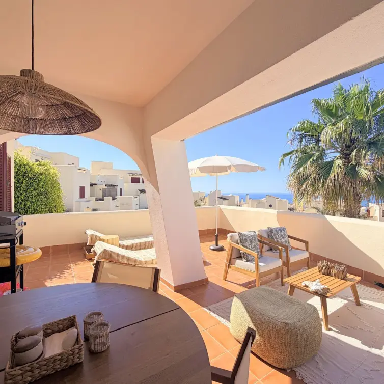 Продажа апартаментов на первом этаже в Casares Playa