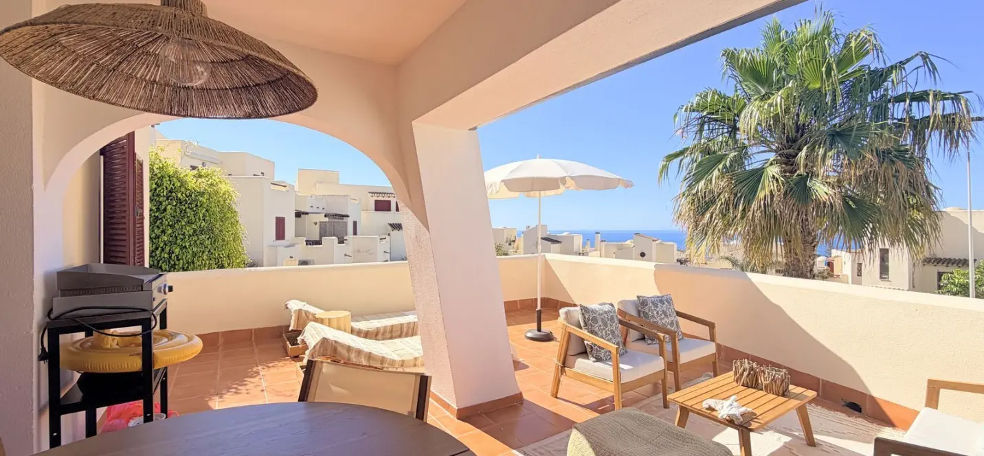 Продажа апартаментов на первом этаже в Casares Playa 0