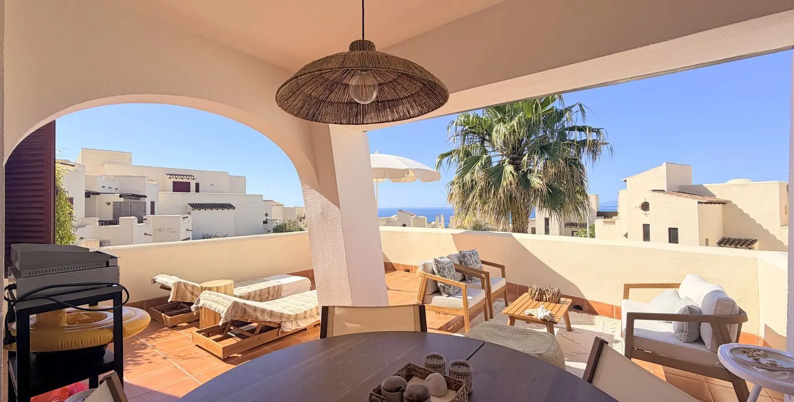 Продажа апартаментов на первом этаже в Casares Playa 23