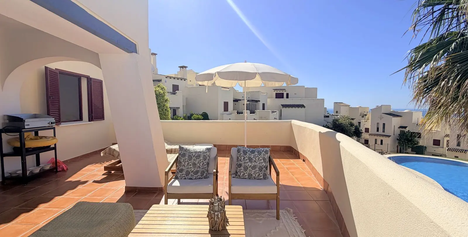Продажа апартаментов на первом этаже в Casares Playa 25