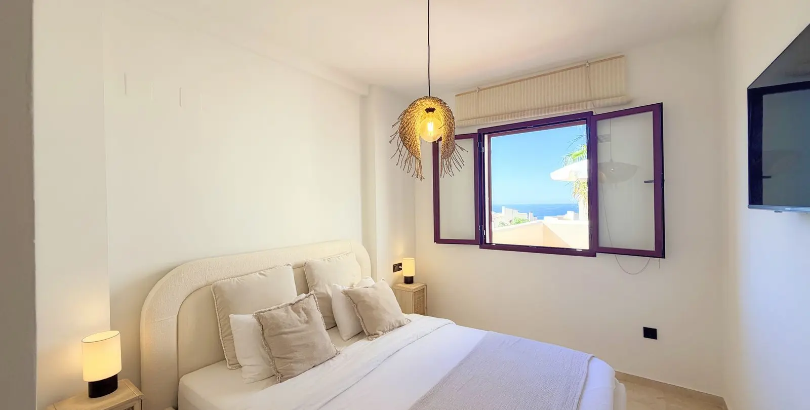 Продажа апартаментов на первом этаже в Casares Playa 28