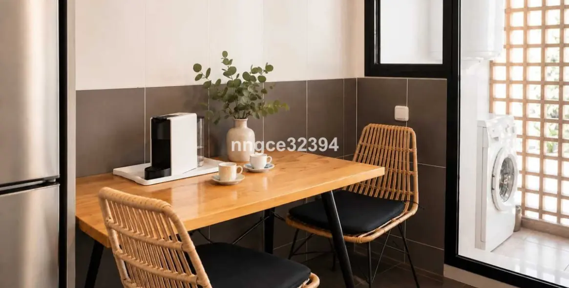 Sale of middle floor apartment in Casares 11