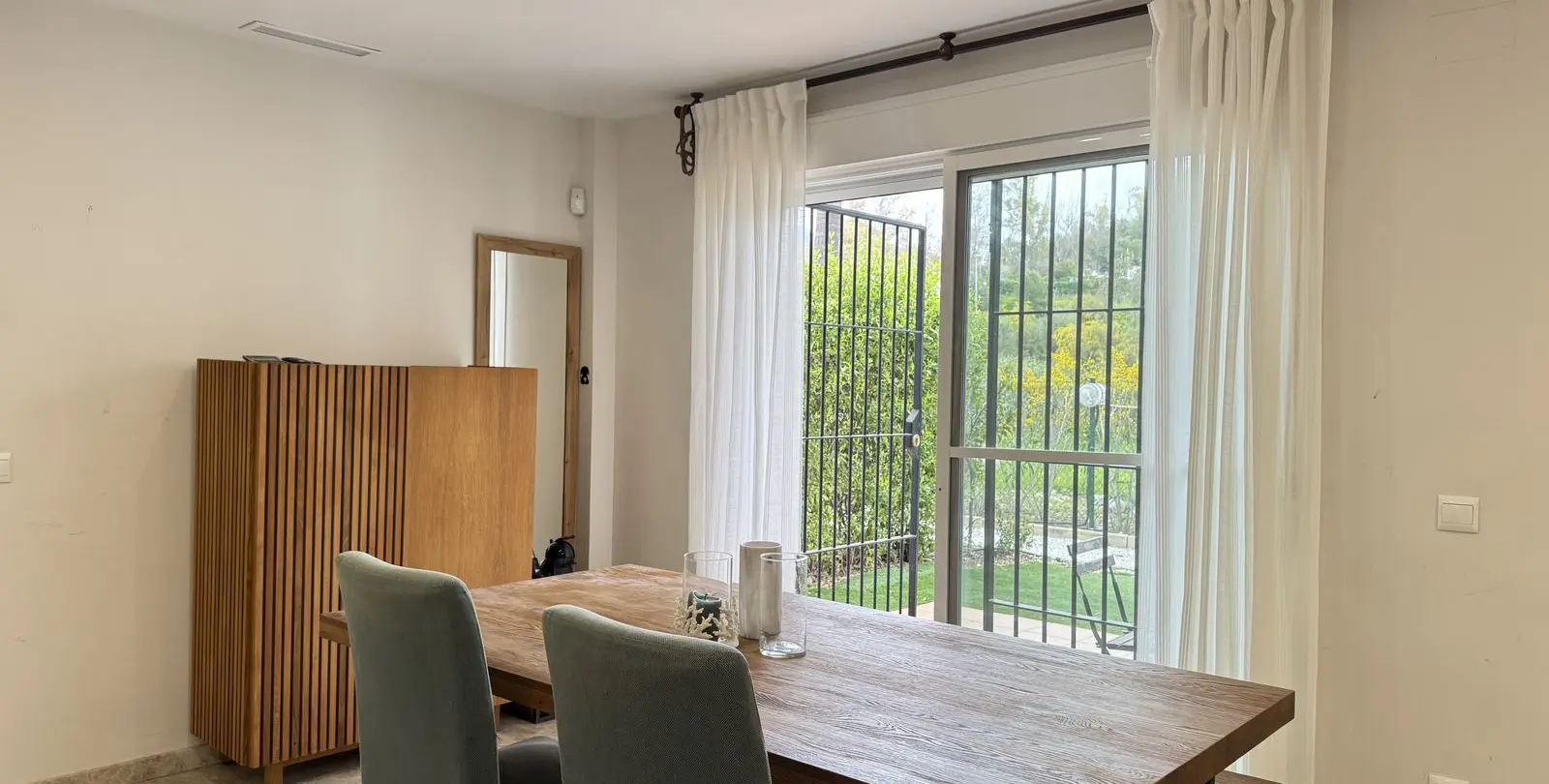 Venta de apartamento en planta baja en Nueva Andalucía 4