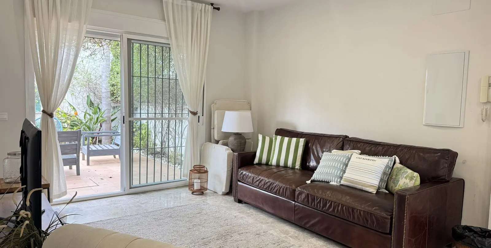 Venta de apartamento en planta baja en Nueva Andalucía 5