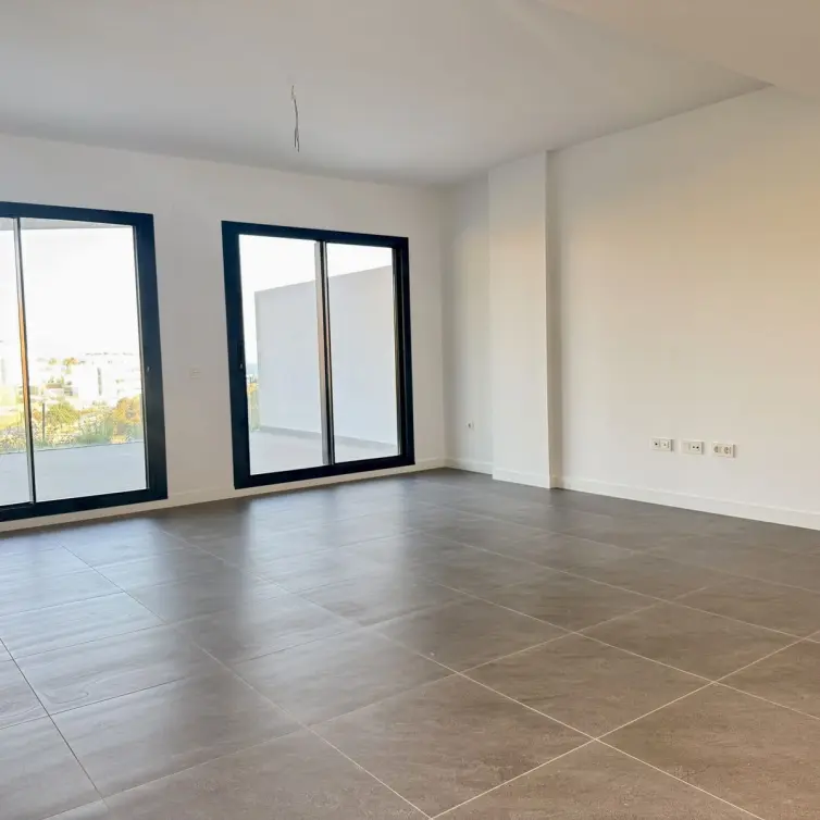 Sale of ground floor apartment in El Chaparral