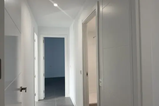 Image 6 thumb