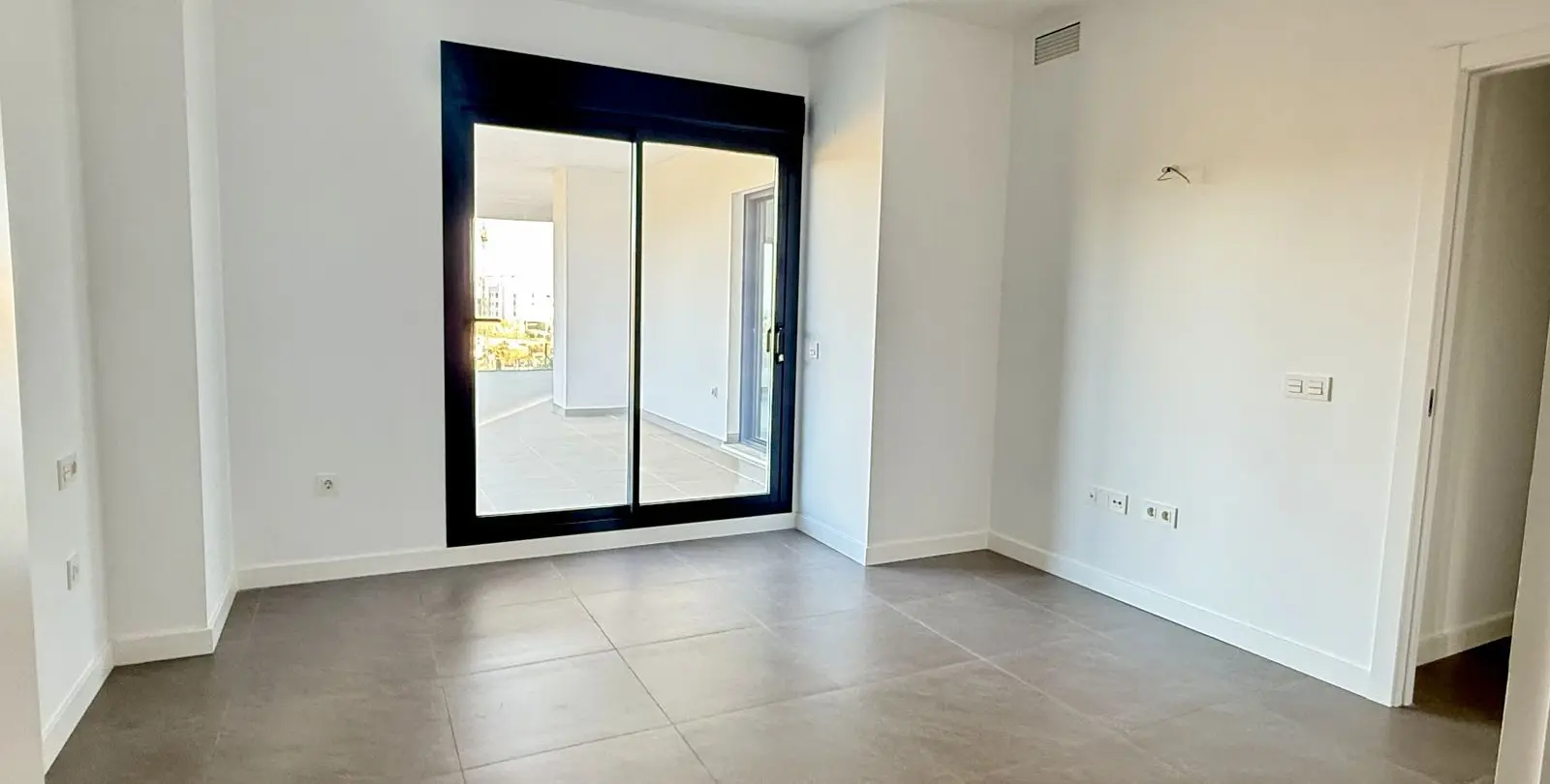 Venta de apartamento en planta baja en El Chaparral 7