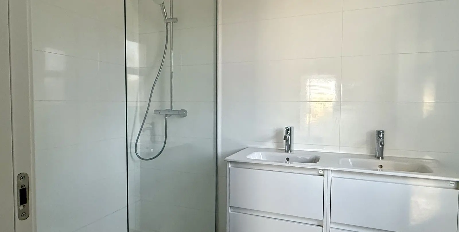 Venta de apartamento en planta baja en El Chaparral 9