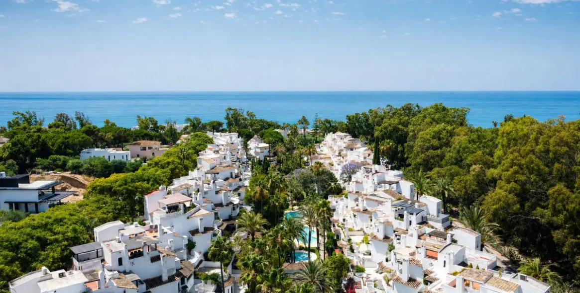 Продажа апартаментов на первом этаже в Elviria 22