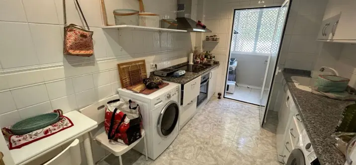 Venta de apartamento en planta media en Marbella 4