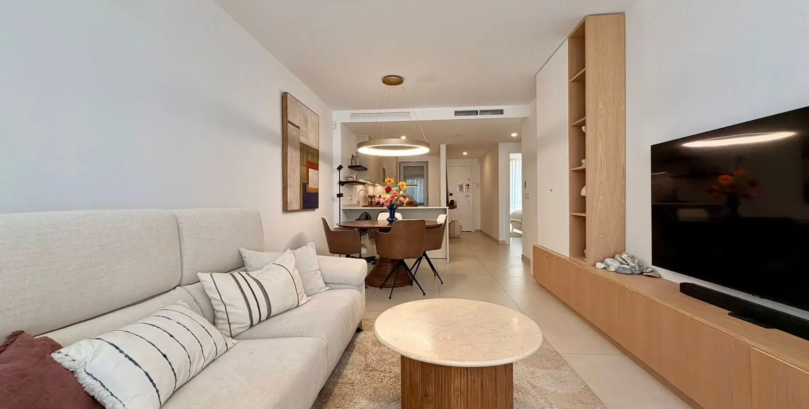 Venta de apartamento en planta media en Elviria 4