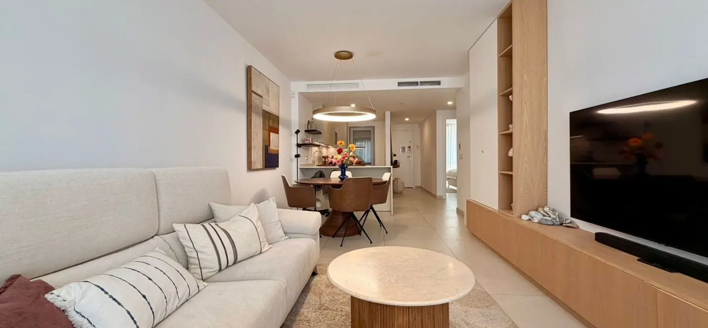Venta de apartamento en planta media en Elviria 3