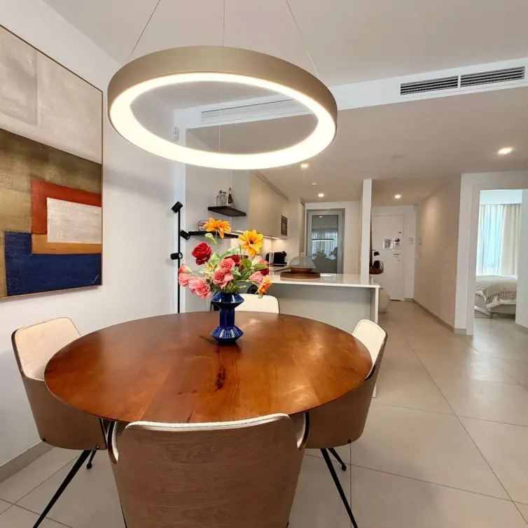 Venta de apartamento en planta media en Elviria