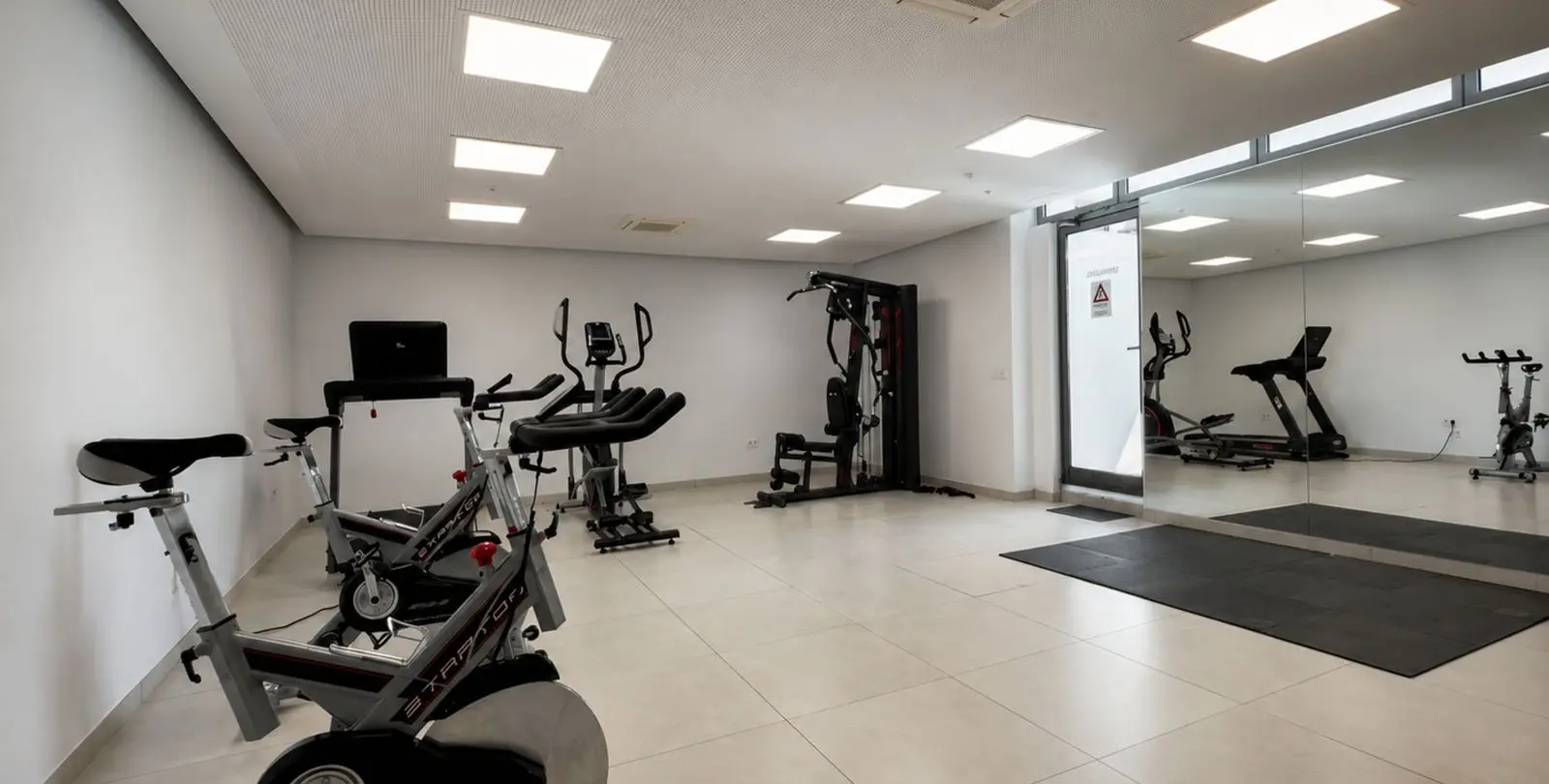 Venta de apartamento en planta media en Elviria 22