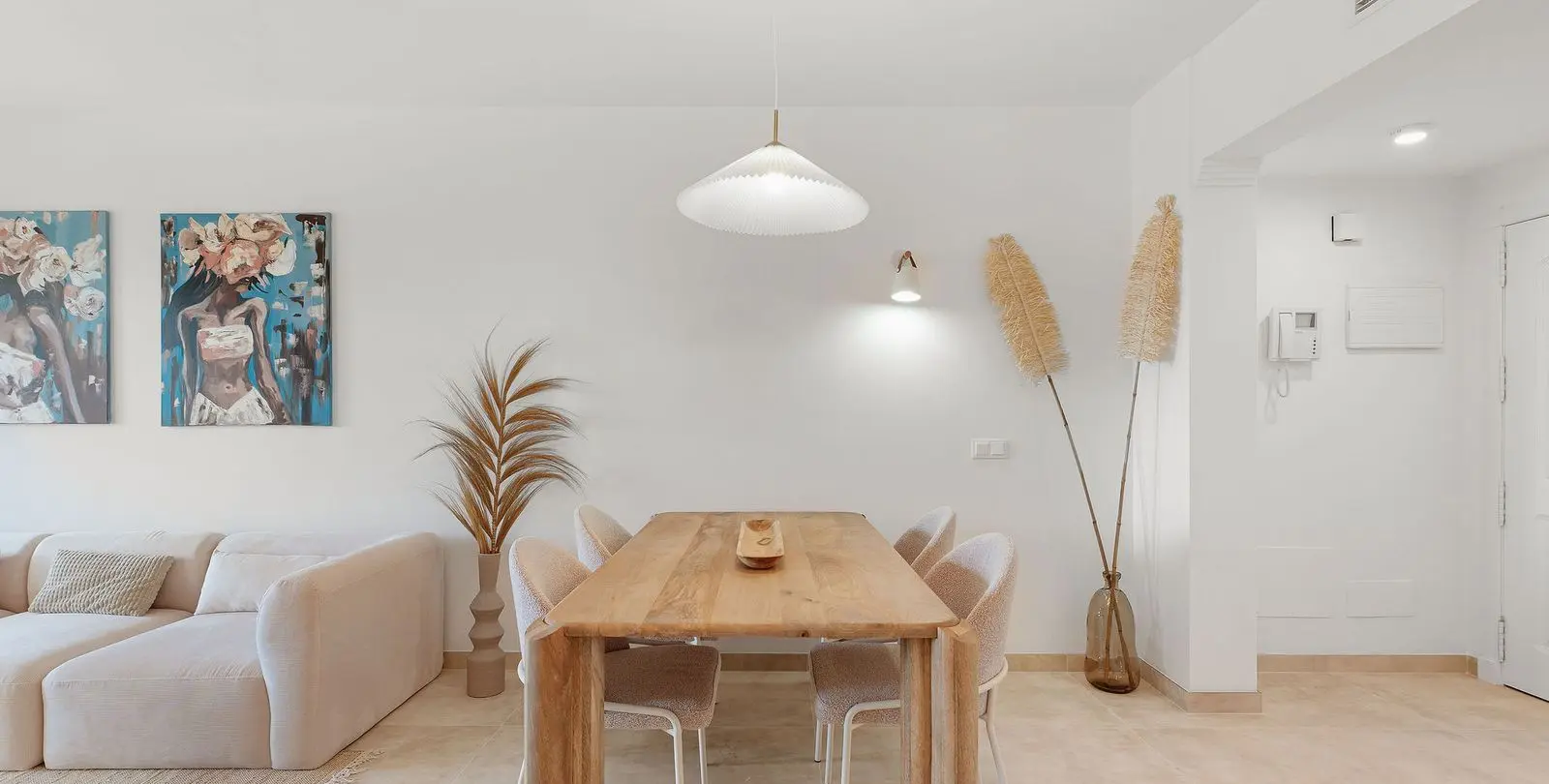 Sale of middle floor apartment in Nueva Andalucía 5