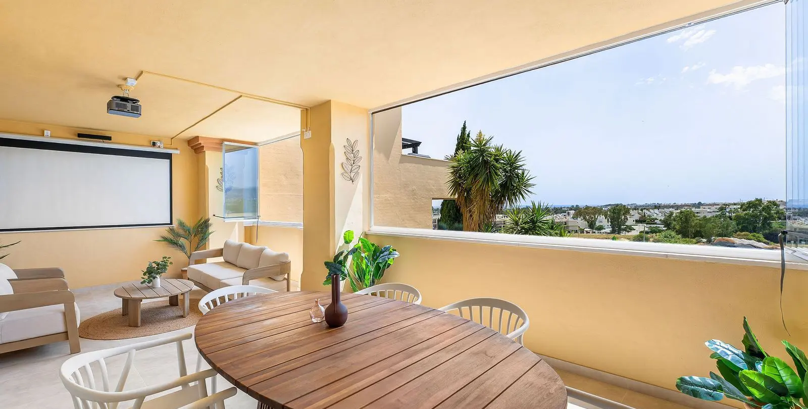 Sale of middle floor apartment in Nueva Andalucía 23