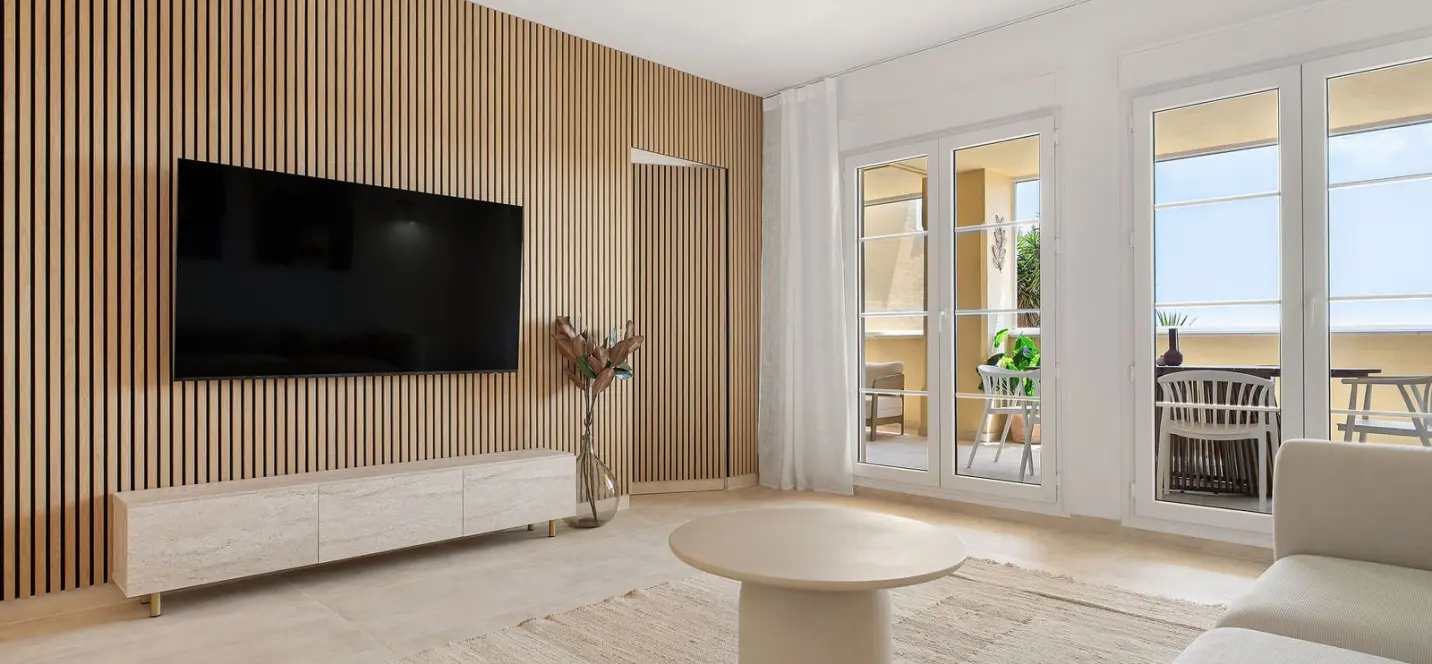 Venta de apartamento en planta media en Nueva Andalucía 3
