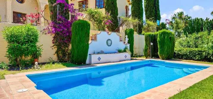Venta de villa independiente en Benahavís 2