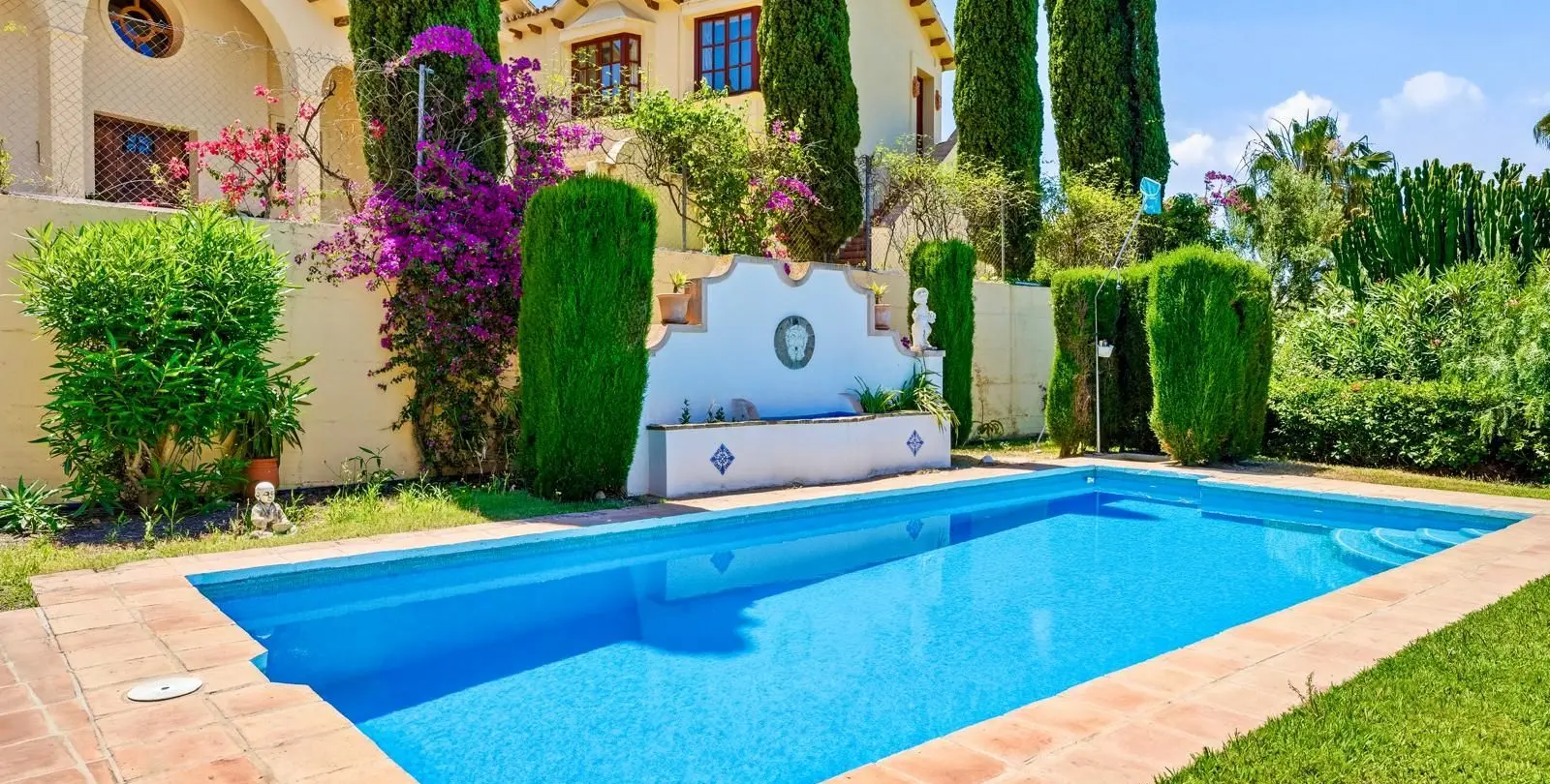 Sale of detached villa in Benahavís 11
