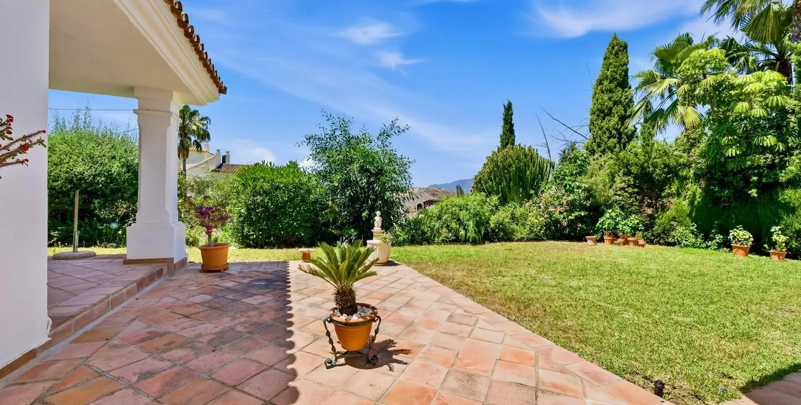Sale of detached villa in Benahavís 19