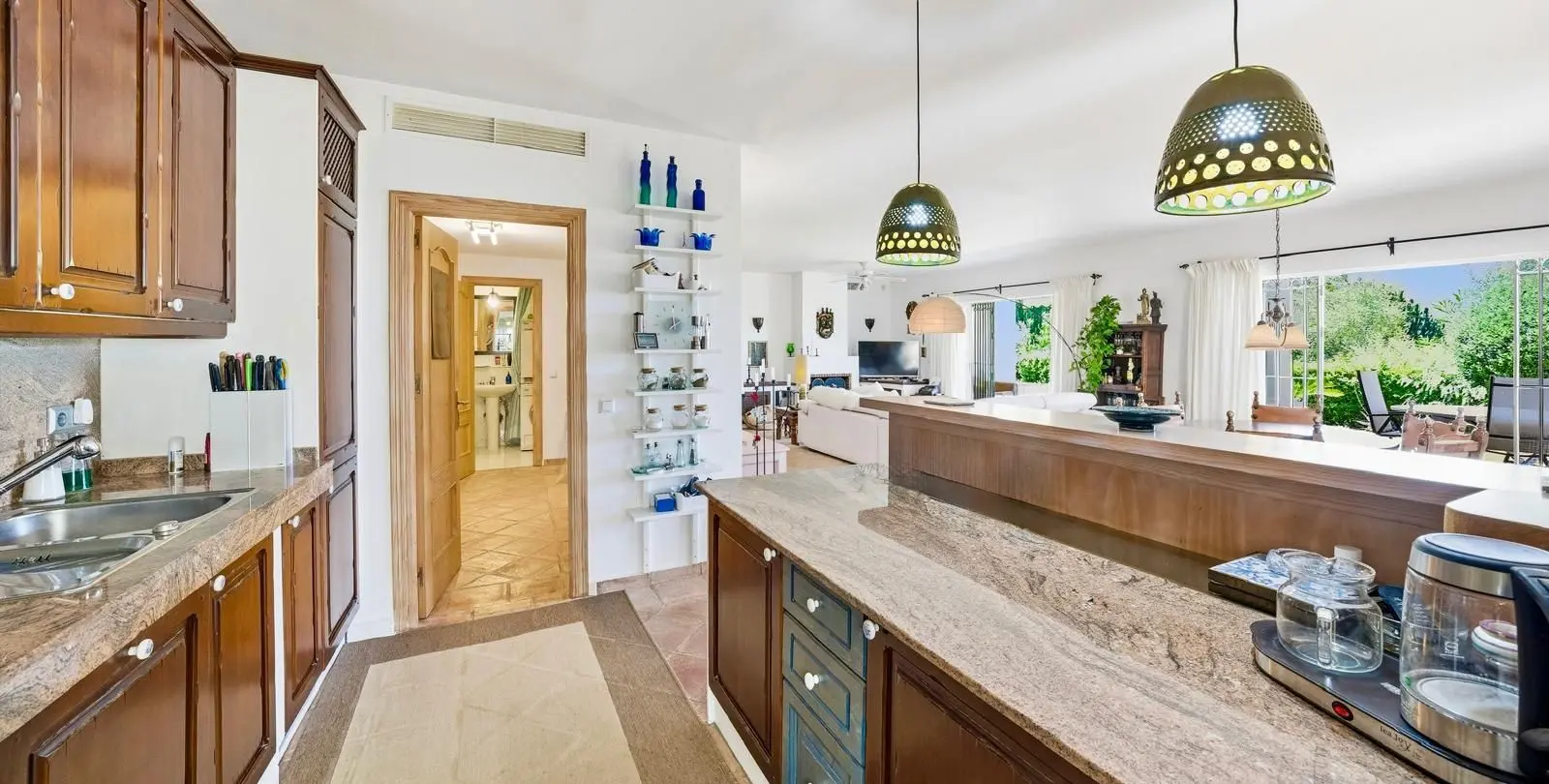 Sale of detached villa in Benahavís 28