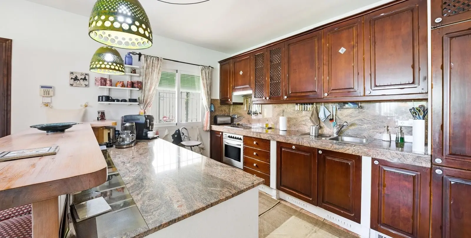 Sale of detached villa in Benahavís 29