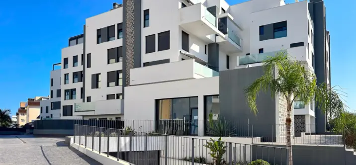 Sale of ground floor apartment in Torremolinos 3