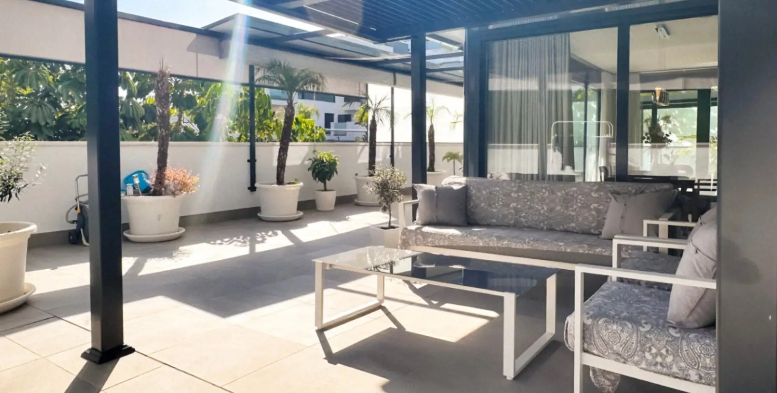 Продажа апартаментов на первом этаже в Torremolinos 2