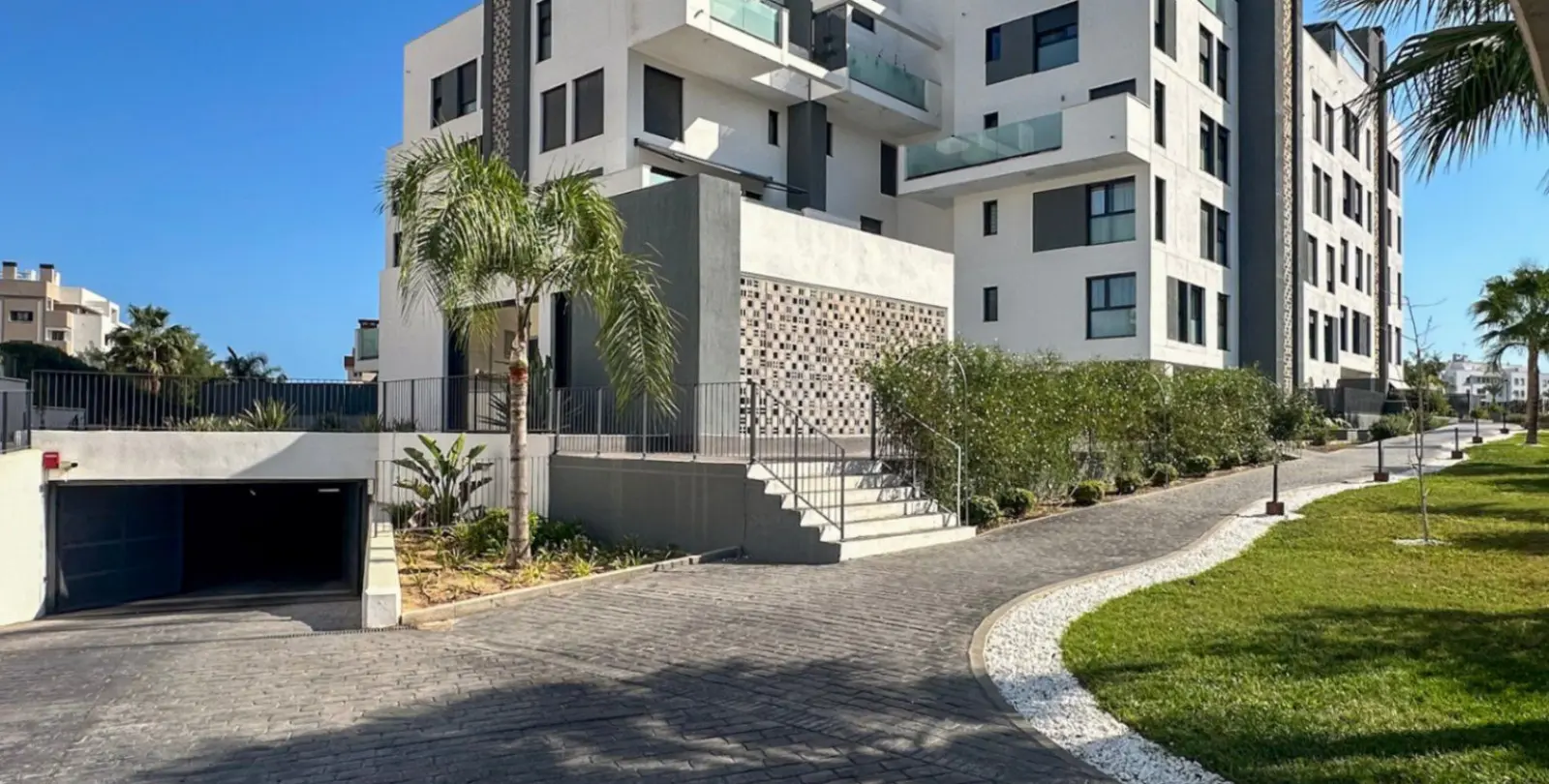 Продажа апартаментов на первом этаже в Torremolinos 33