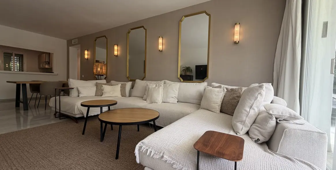 Venta de apartamento en planta baja en Estepona 19