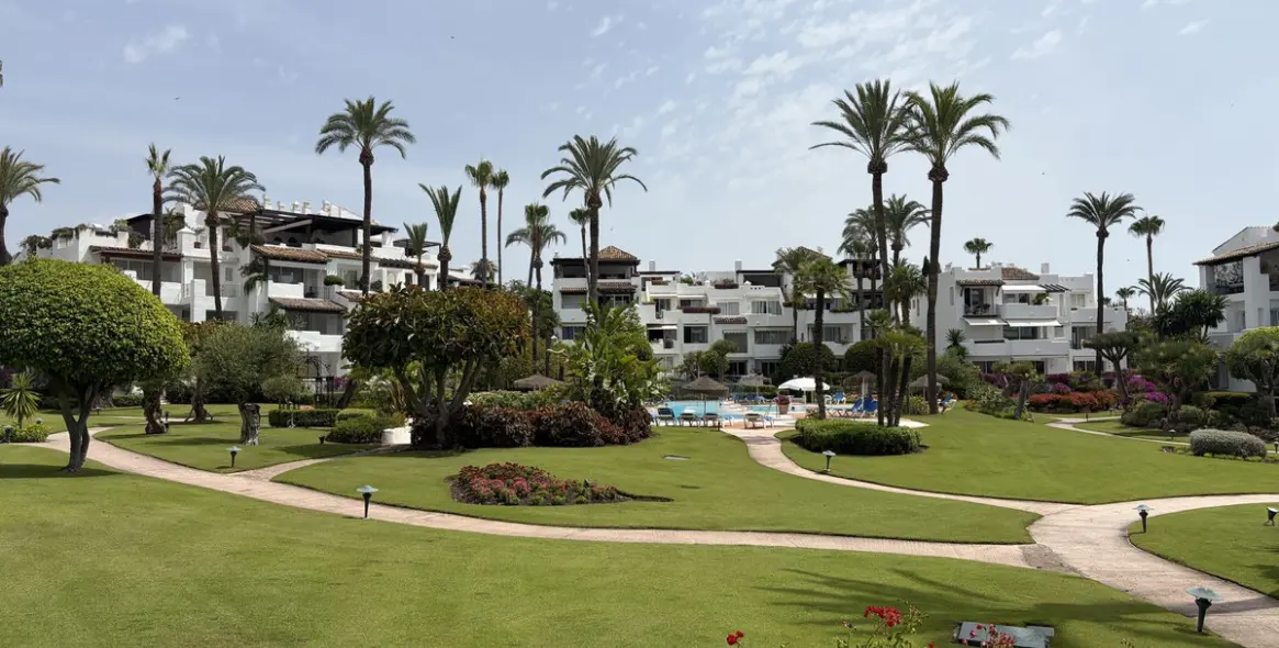 Venta de apartamento en planta baja en Estepona 29