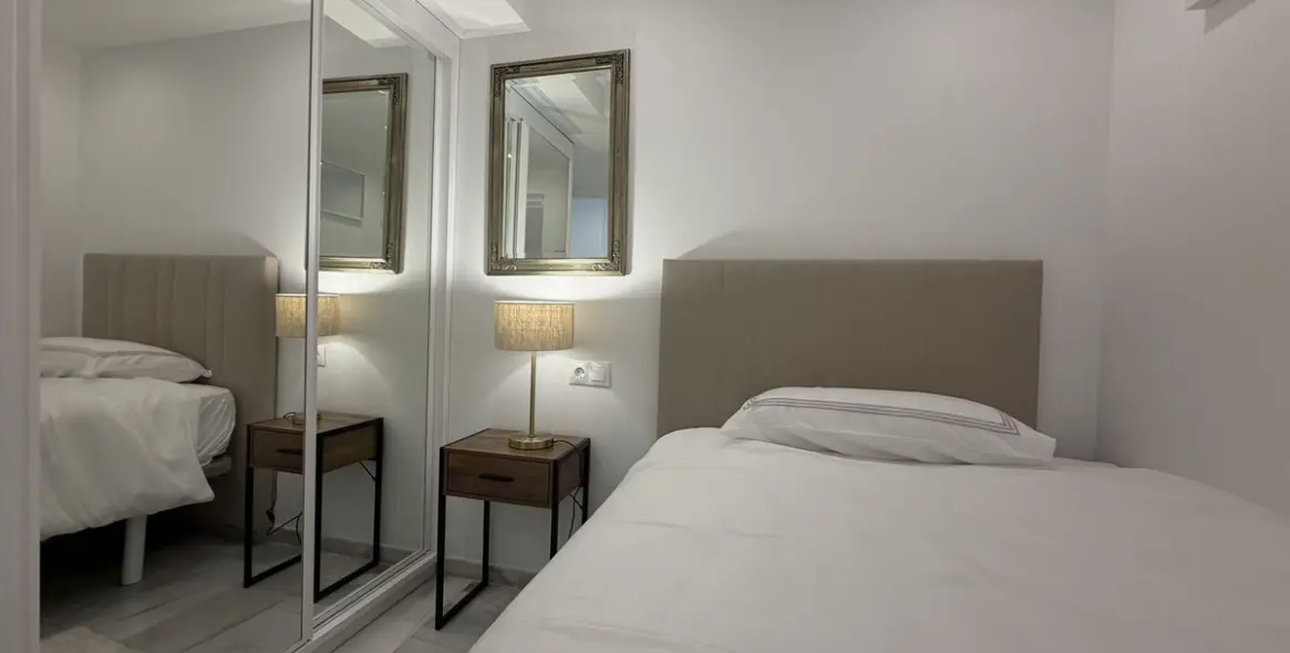 Venta de apartamento en planta baja en Estepona 41