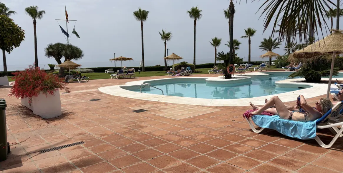 Venta de apartamento en planta baja en Estepona 52