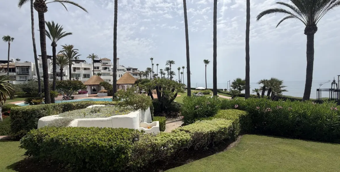 Venta de apartamento en planta baja en Estepona 69