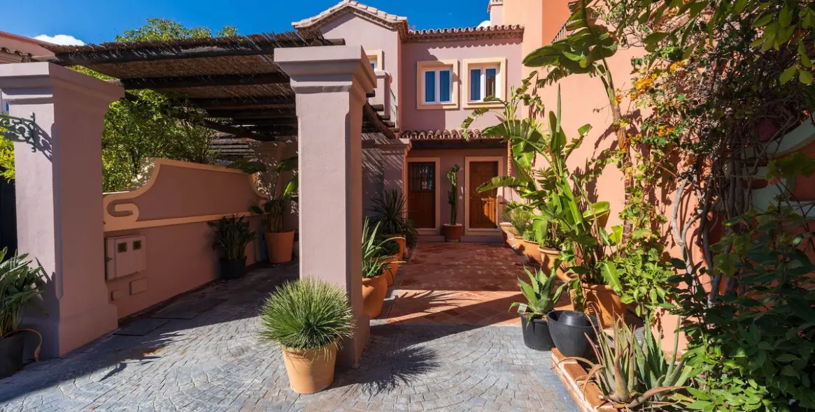 Venta de adosado en Monte Halcones 6