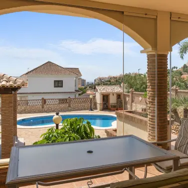 Venta de villa independiente en Torrequebrada