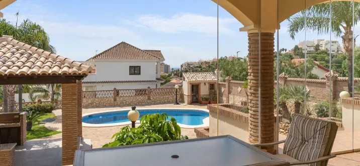 Venta de villa independiente en Torrequebrada 2