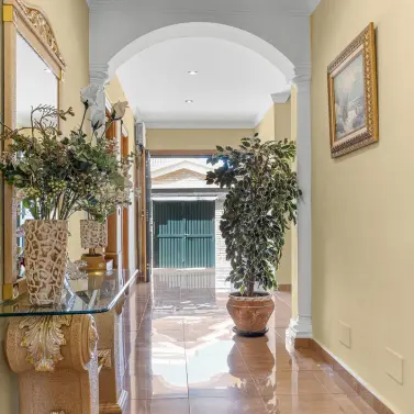 Venta de villa independiente en Torrequebrada