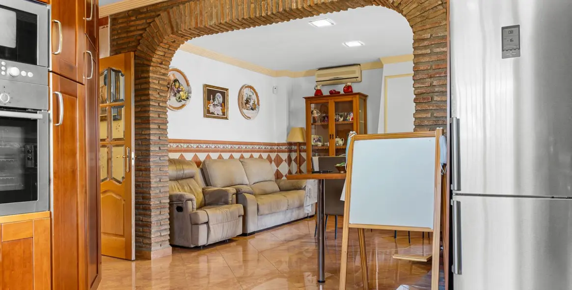 Venta de villa independiente en Torrequebrada 14