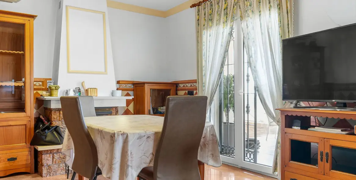 Venta de villa independiente en Torrequebrada 16