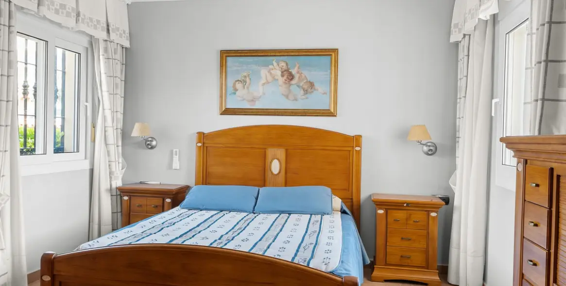 Venta de villa independiente en Torrequebrada 23