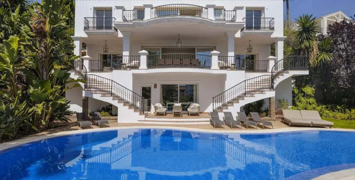 Venta de villa independiente en Benahavís 2