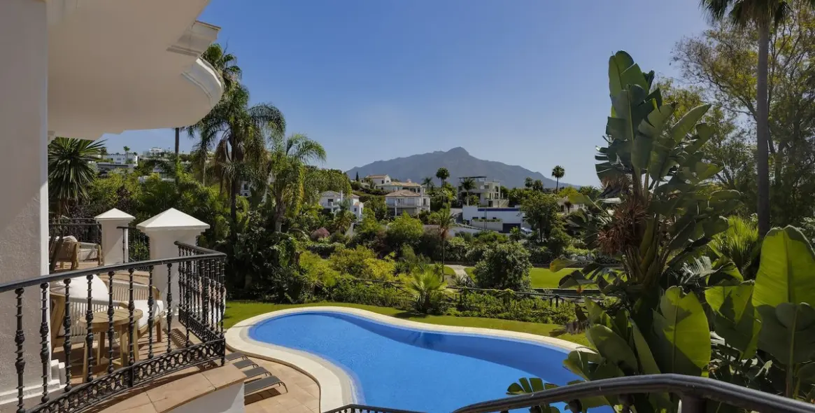Venta de villa independiente en Benahavís 12