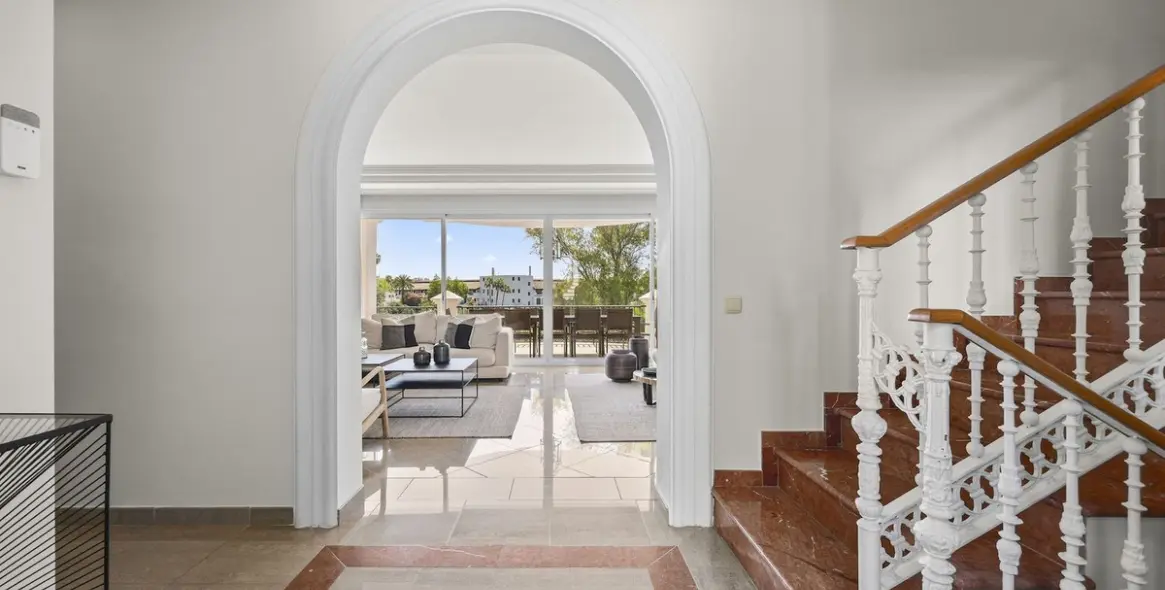 Venta de villa independiente en Benahavís 13