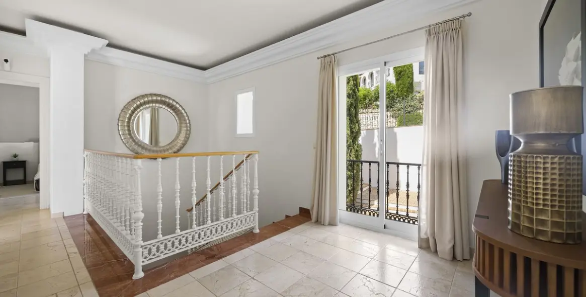 Venta de villa independiente en Benahavís 14