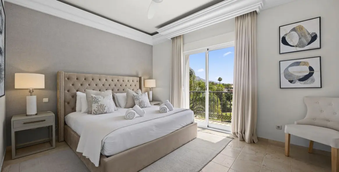 Venta de villa independiente en Benahavís 19