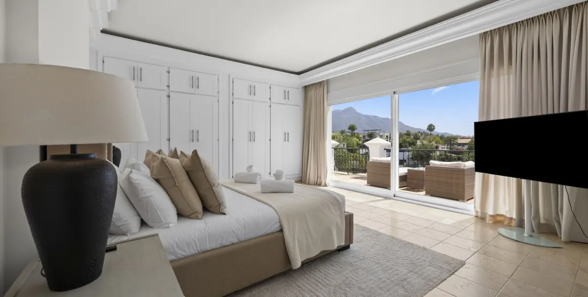 Venta de villa independiente en Benahavís 21