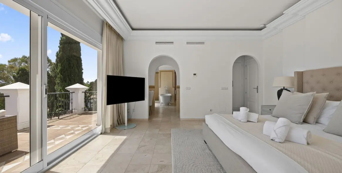 Venta de villa independiente en Benahavís 22