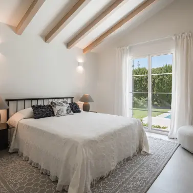 Venta de villa independiente en Guadalmina Alta